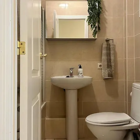 Flat On The Paseo Maritamo! Daire Estepona